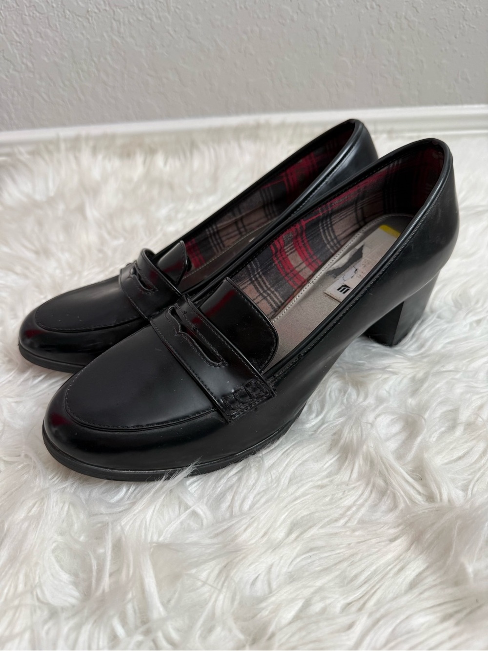 American Eagle Heeled Penny Loafers